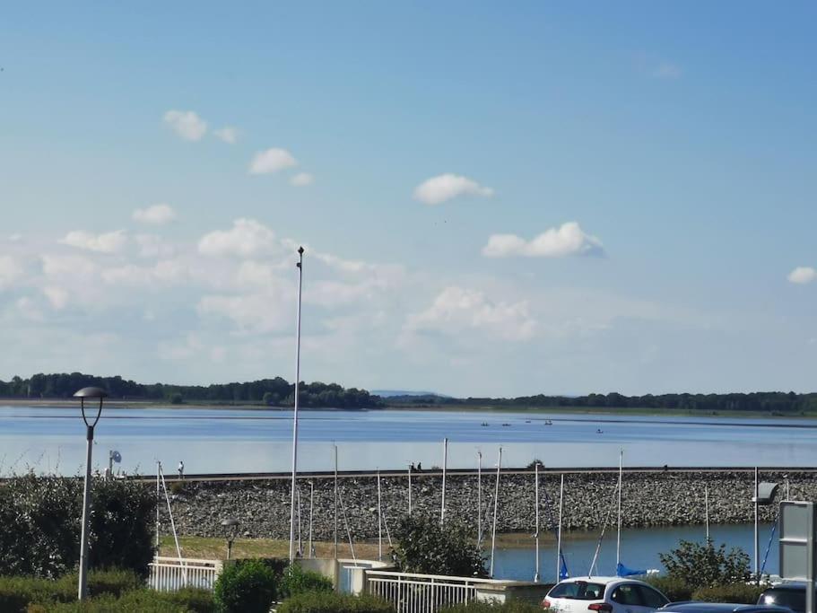 La Villa Du Lac A Mesnil Saint Pere Kültér fotó